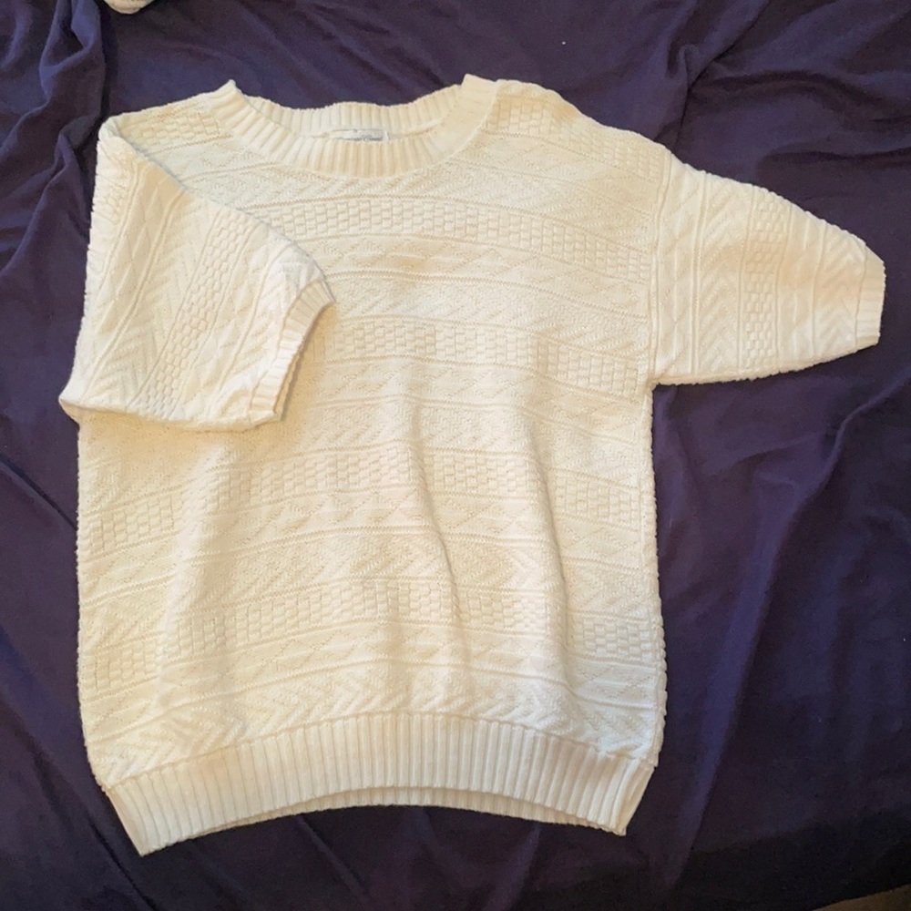 Carriage Court Vintage Knit Pattern Short Sleeve